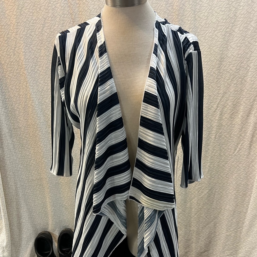 Lularoe Shirley cardigan